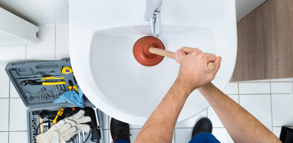 How to Unblock a Drain Before Calling The Pros 2 How to unblock your drain before calling the pros - Easy DIY recipes